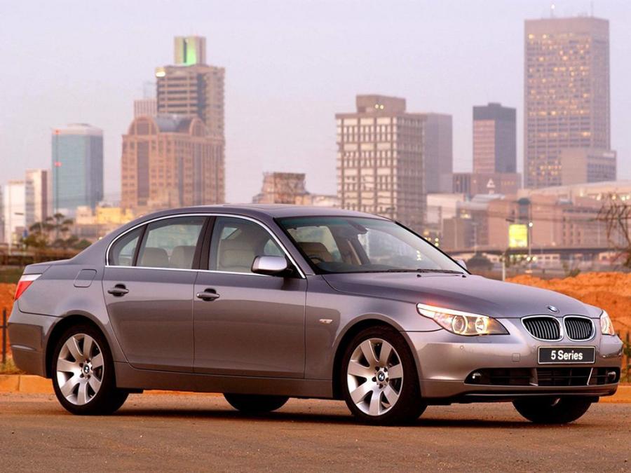  BMW 545i Sedan 2003 года  (ZA) (фото 7 из 7)